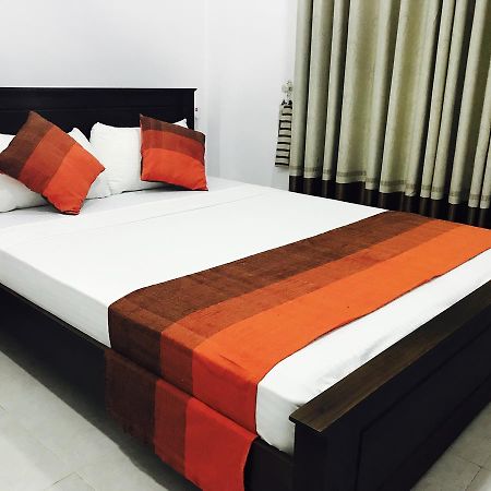 Sunhill Lake Tourist Rest أنرادابورام المظهر الخارجي الصورة