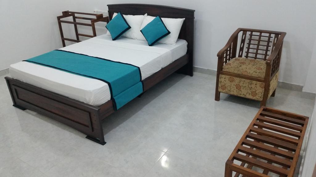 Sunhill Lake Tourist Rest أنرادابورام المظهر الخارجي الصورة