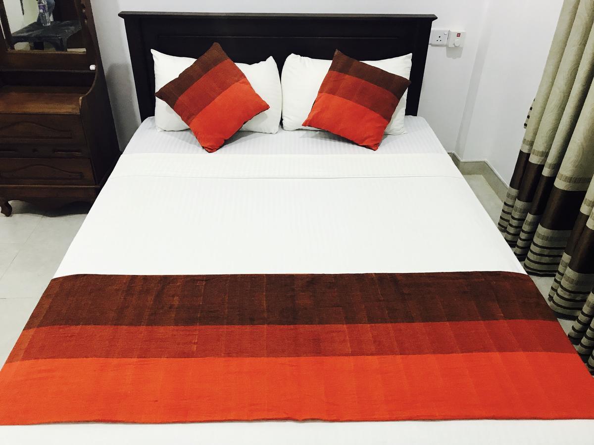 Sunhill Lake Tourist Rest أنرادابورام المظهر الخارجي الصورة