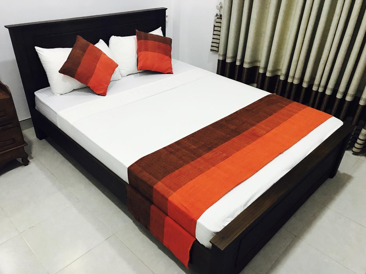 Sunhill Lake Tourist Rest أنرادابورام المظهر الخارجي الصورة